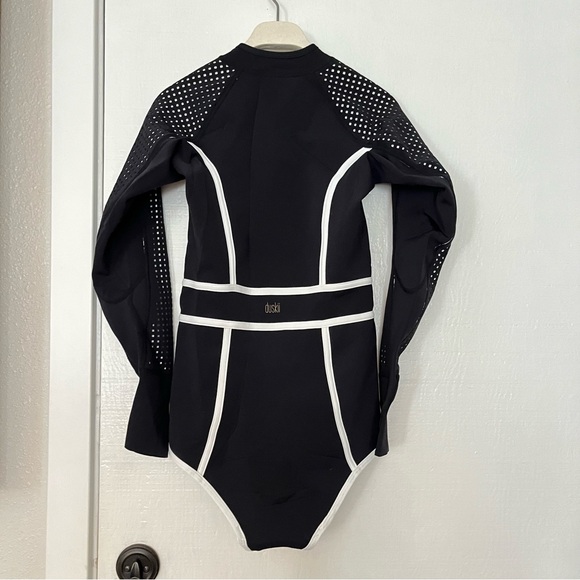 DUSKII Black White "Waimea Bay" Neoprene Long Sleeve Bikini Suit Small - Picture 4 of 7